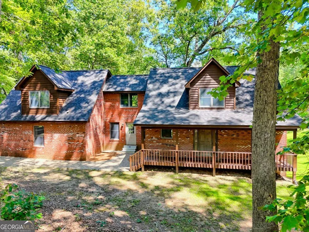 2204 Cedar Cliff RD Hiawassee, GA 30546