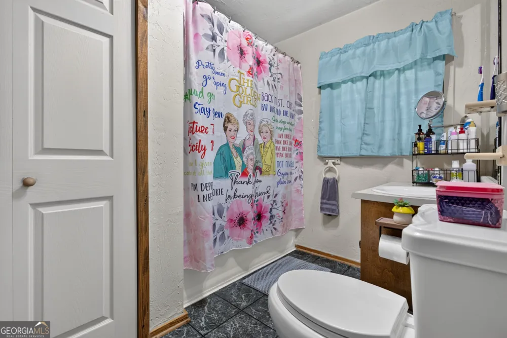 61 Rogers Cove LN Clayton, GA 30525