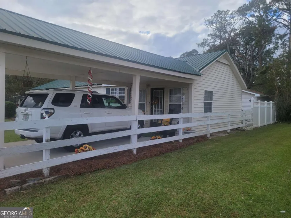30 S Mccrorie ST Baxley, GA 31513