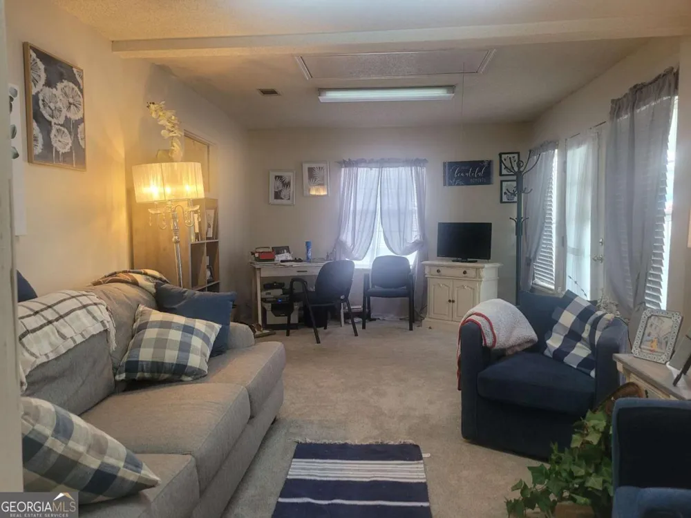 30 S Mccrorie ST Baxley, GA 31513