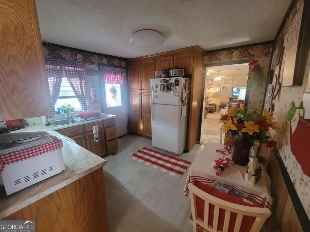 30 S Mccrorie ST Baxley, GA 31513