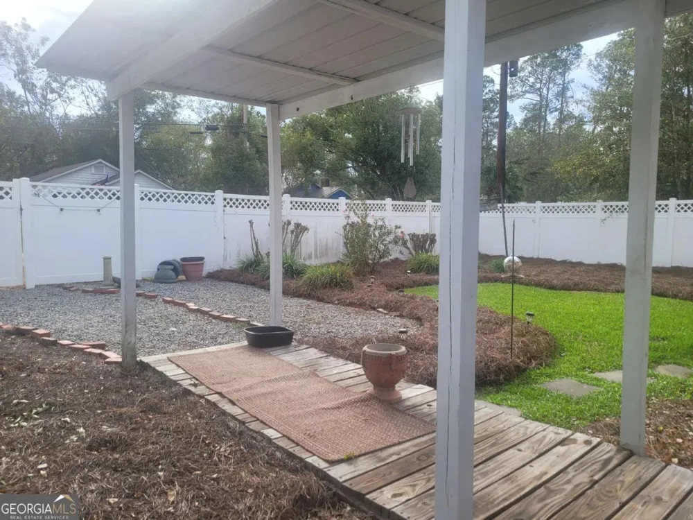 30 S Mccrorie ST Baxley, GA 31513