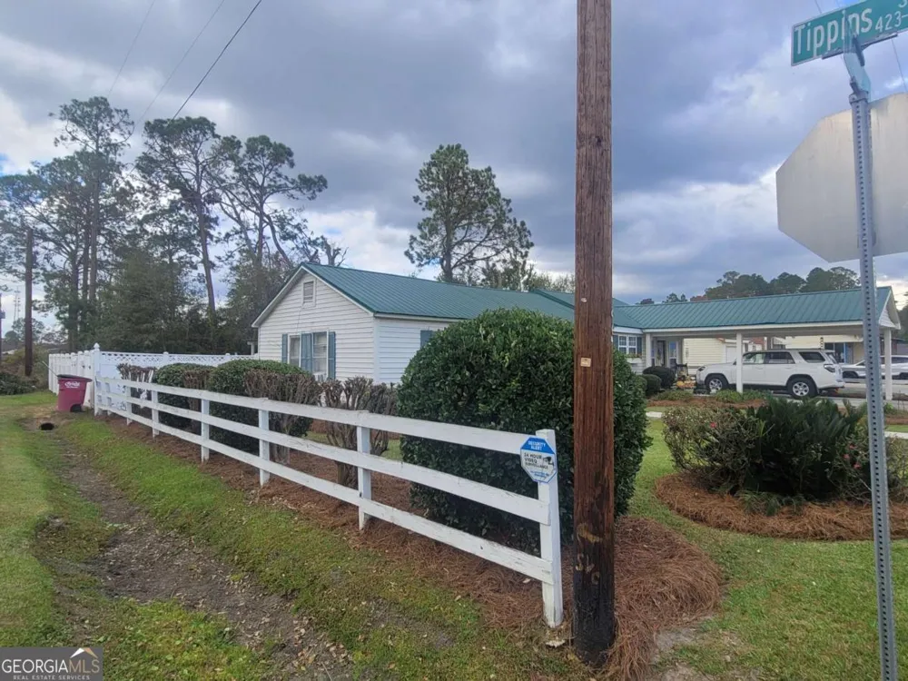30 S Mccrorie ST Baxley, GA 31513