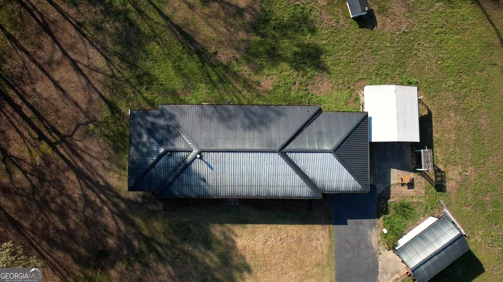 10 Wolfskin RD Arnoldsville, GA 30619