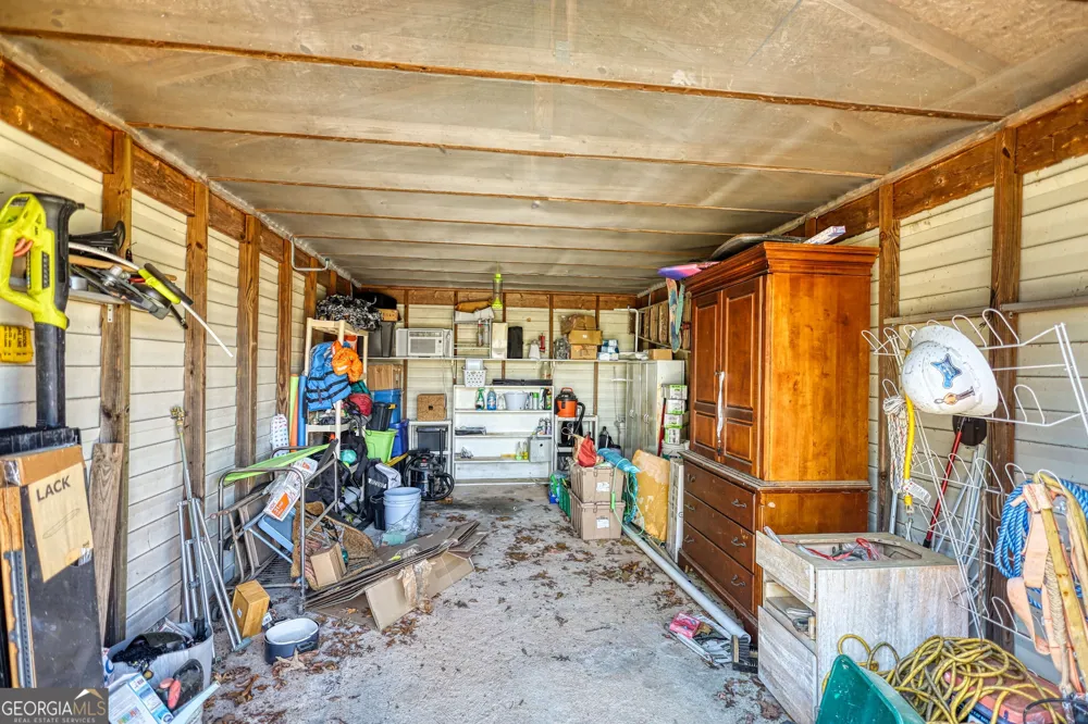10 Wolfskin RD Arnoldsville, GA 30619