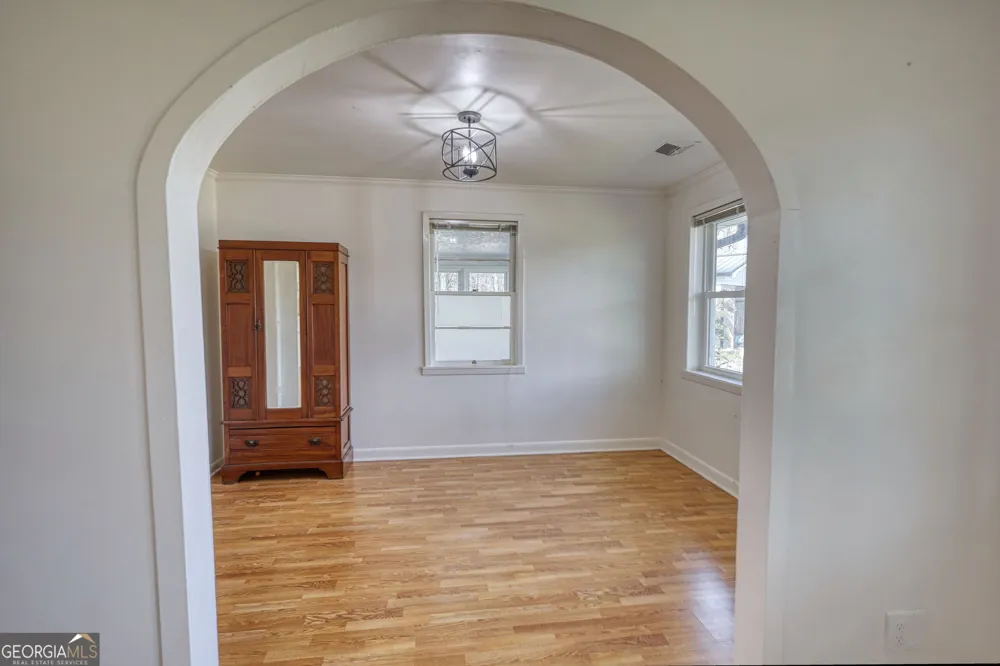 10 Wolfskin RD Arnoldsville, GA 30619