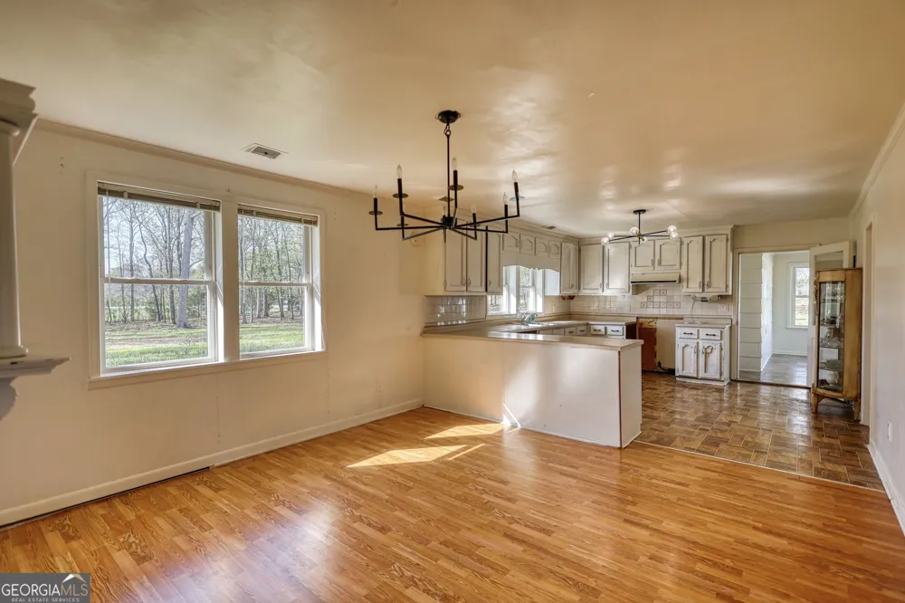 10 Wolfskin RD Arnoldsville, GA 30619