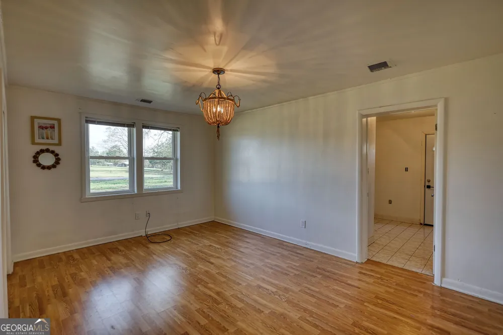 10 Wolfskin RD Arnoldsville, GA 30619
