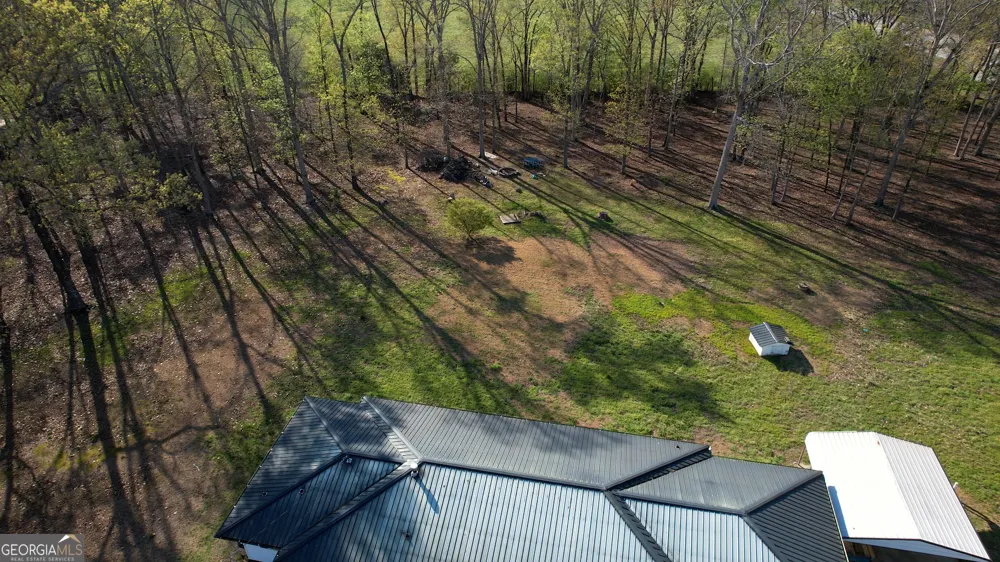 10 Wolfskin RD Arnoldsville, GA 30619