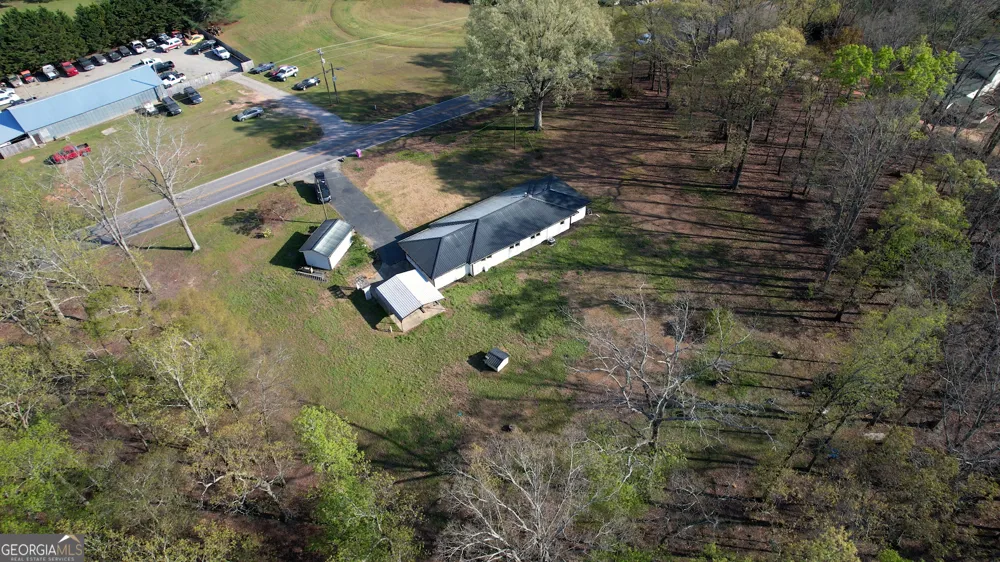 10 Wolfskin RD Arnoldsville, GA 30619