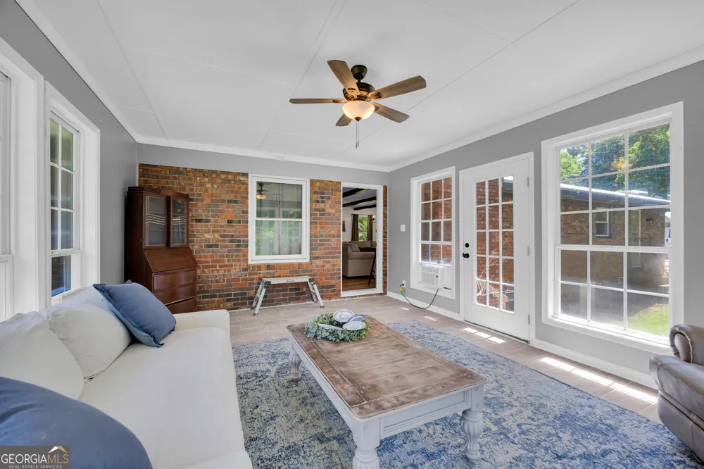 101 W Hendricks ST Bowman, GA 30624