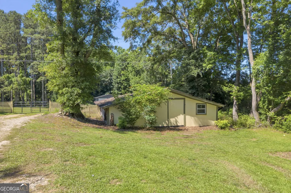 101 W Hendricks ST Bowman, GA 30624