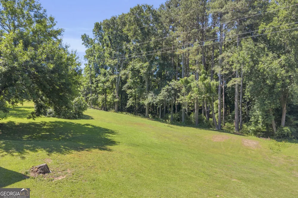 101 W Hendricks ST Bowman, GA 30624