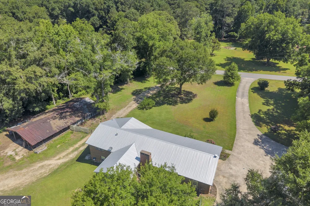 101 W Hendricks ST Bowman, GA 30624