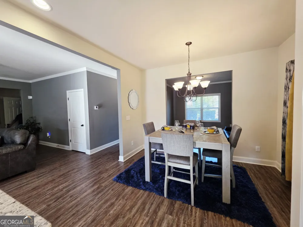9025 Holder RD Locust Grove, GA 30248
