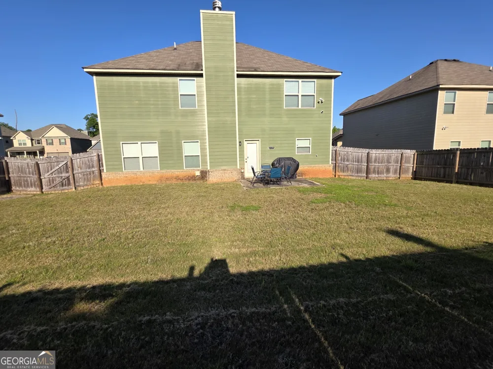 9025 Holder RD Locust Grove, GA 30248