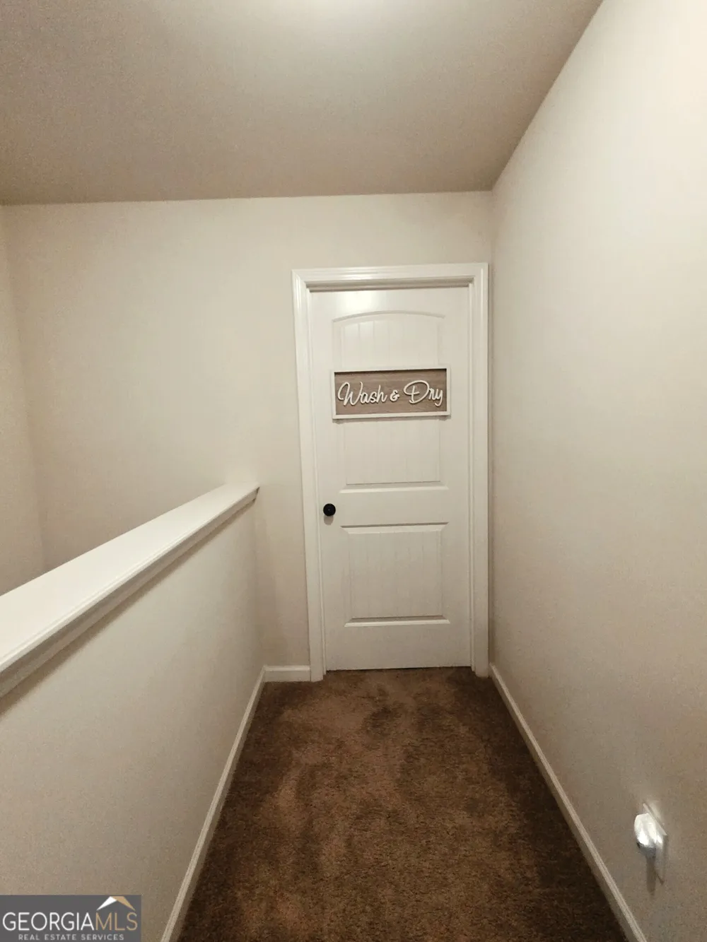 9025 Holder RD Locust Grove, GA 30248