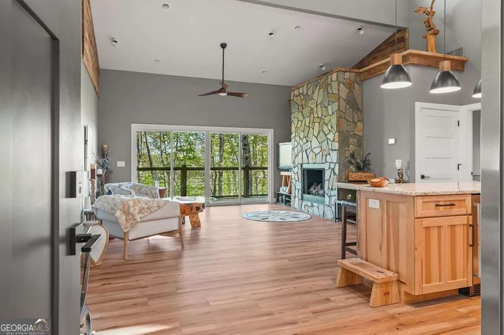 194 Quiet Woods TRL Murphy, NC 28906