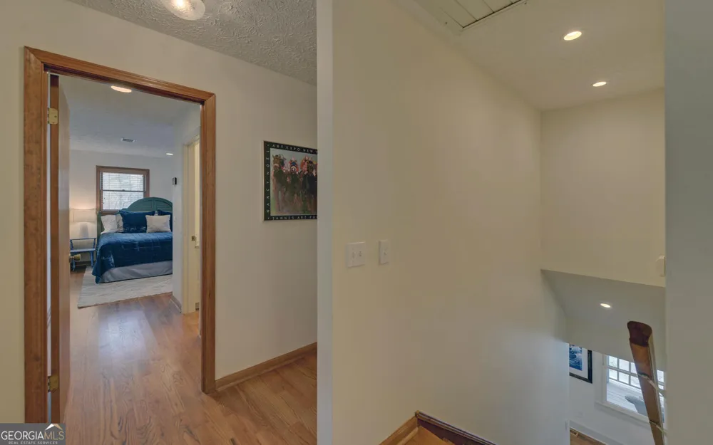 134 Ezzard LN Lakemont, GA 30552