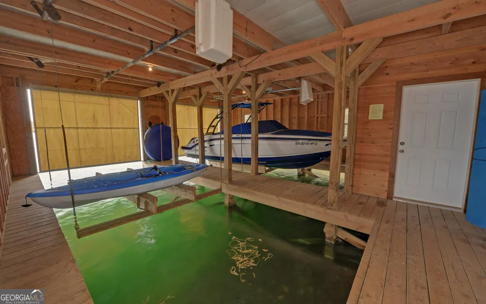 134 Ezzard LN Lakemont, GA 30552