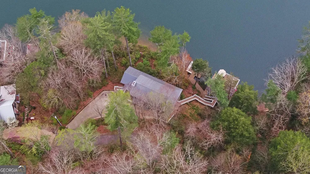 134 Ezzard LN Lakemont, GA 30552