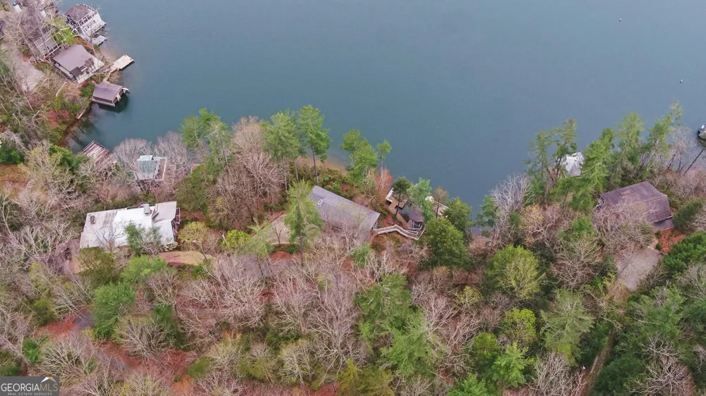134 Ezzard LN Lakemont, GA 30552
