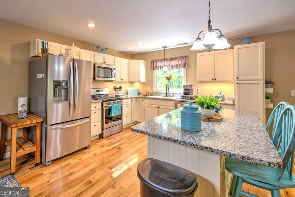 16 Abby LN Clayton, GA 30525