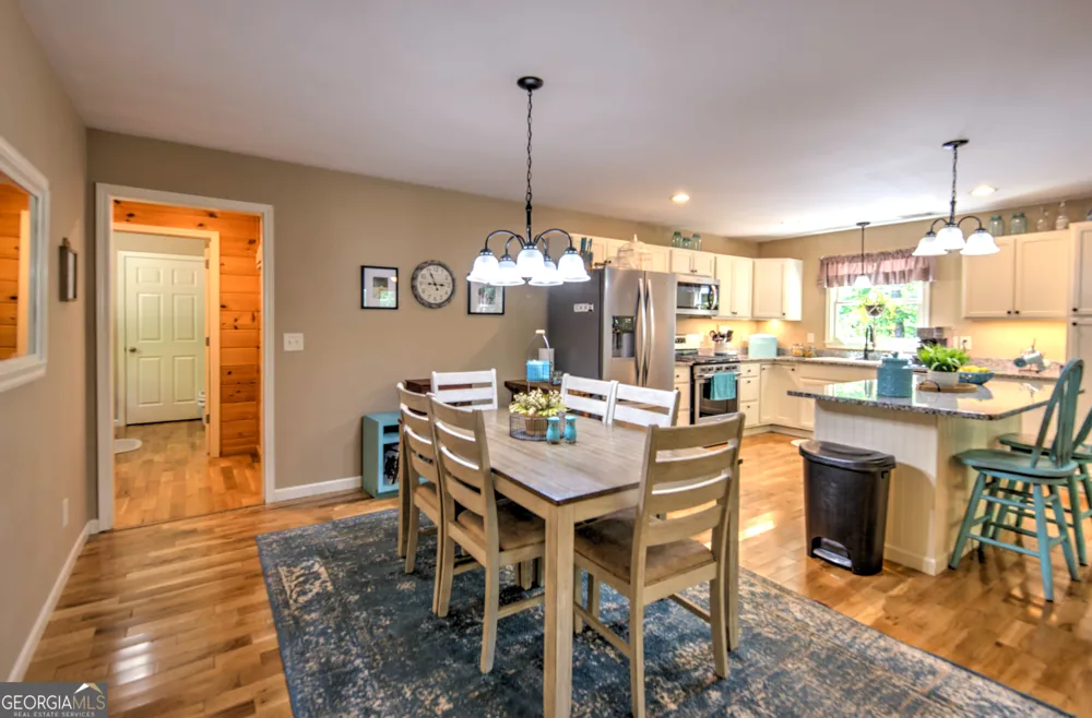 16 Abby LN Clayton, GA 30525