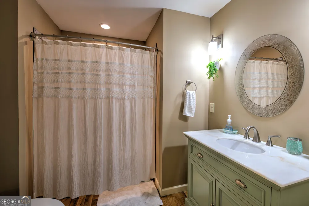 16 Abby LN Clayton, GA 30525