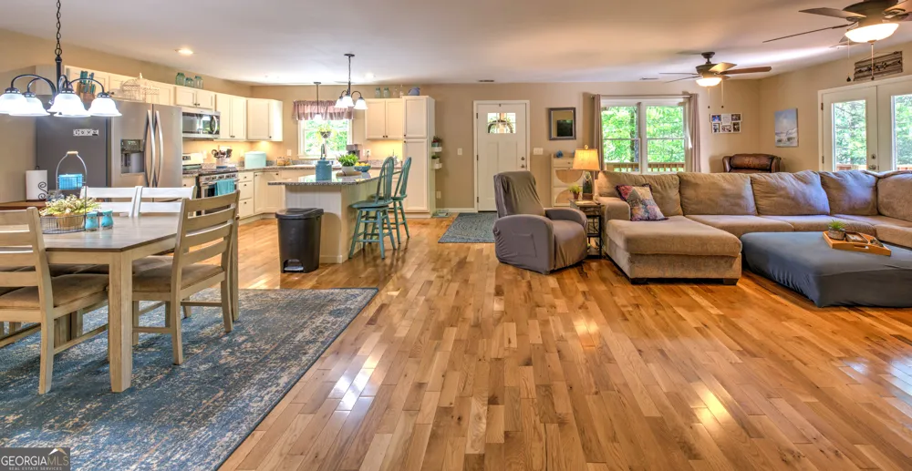 16 Abby LN Clayton, GA 30525