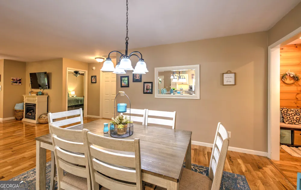 16 Abby LN Clayton, GA 30525