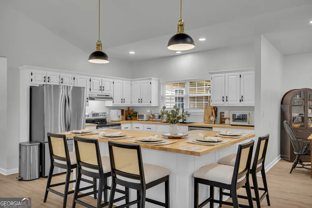 163 Tuxedo DR Commerce, GA 30530
