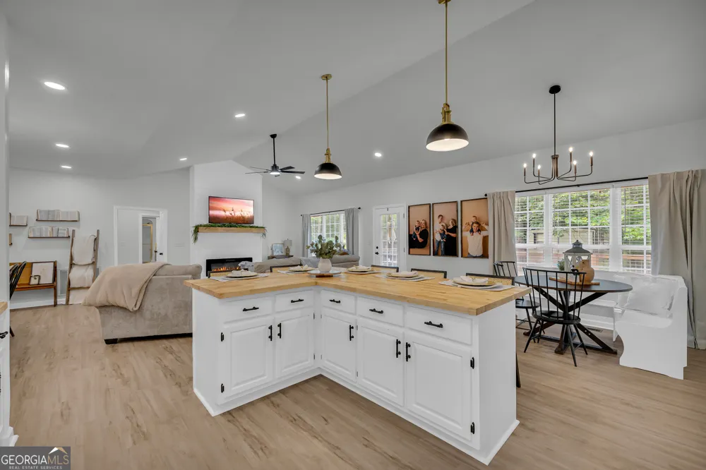 163 Tuxedo DR Commerce, GA 30530