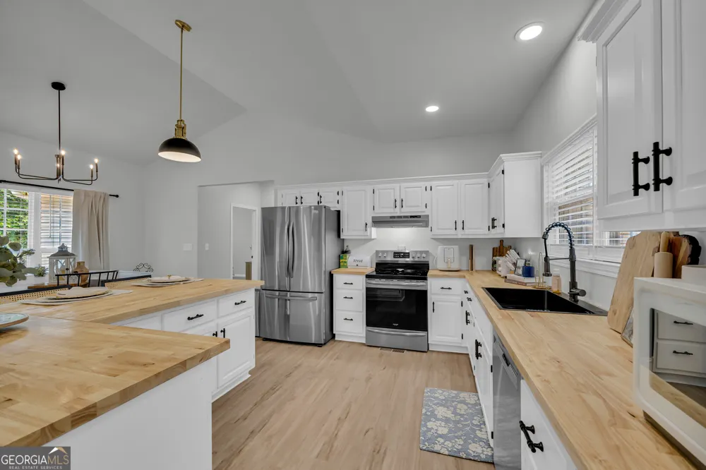 163 Tuxedo DR Commerce, GA 30530