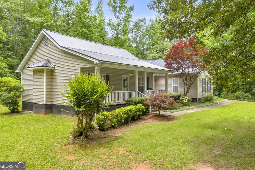 163 Tuxedo DR Commerce, GA 30530