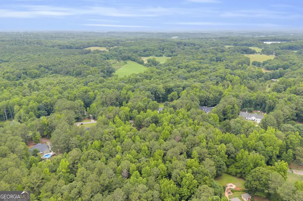 163 Tuxedo DR Commerce, GA 30530