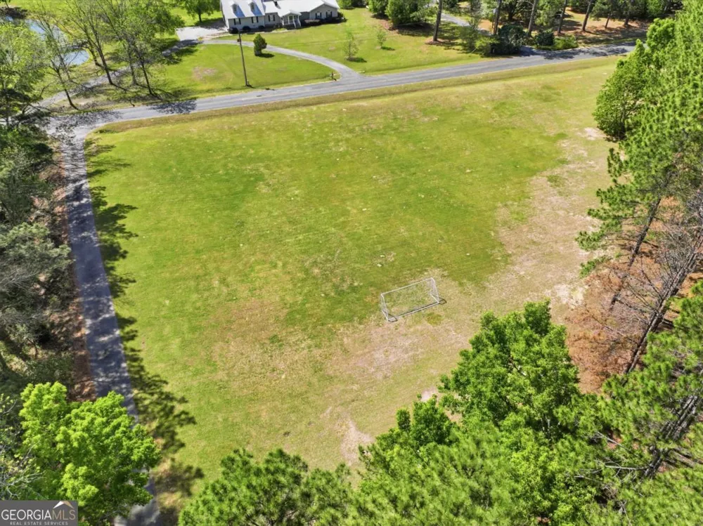 2811 Lullwater RD Tifton, GA 31794