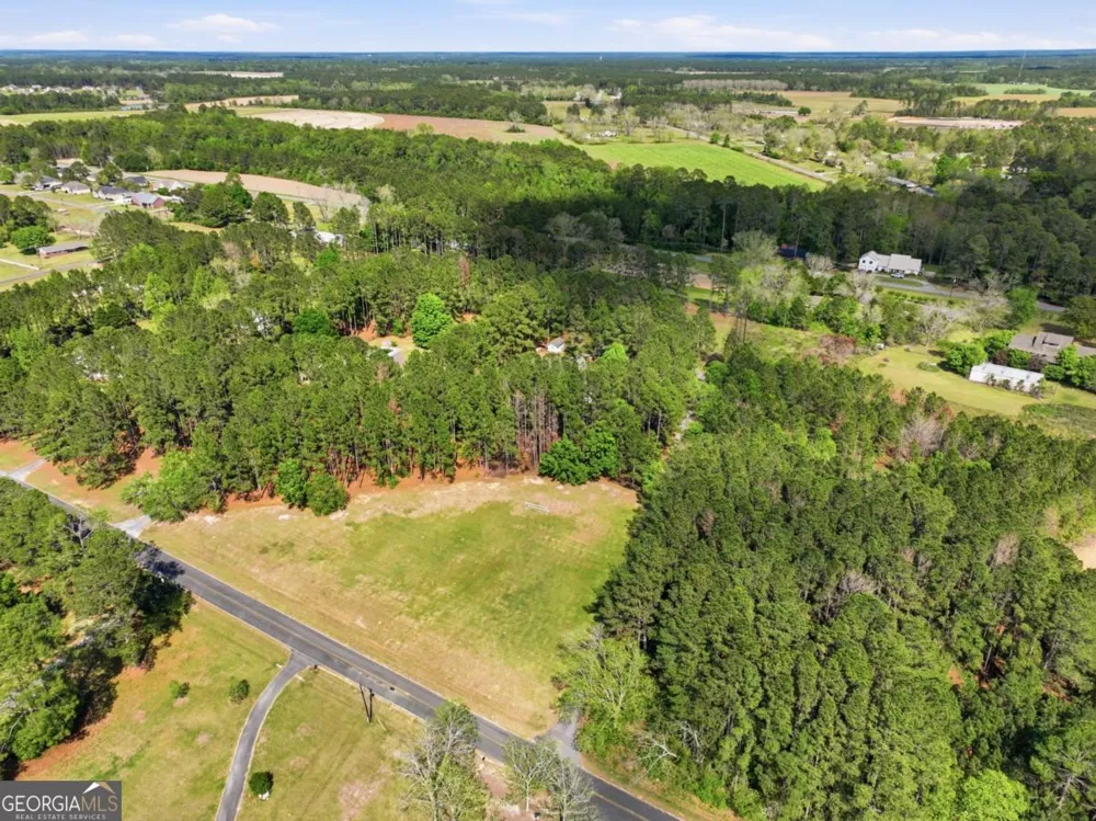 2811 Lullwater RD Tifton, GA 31794