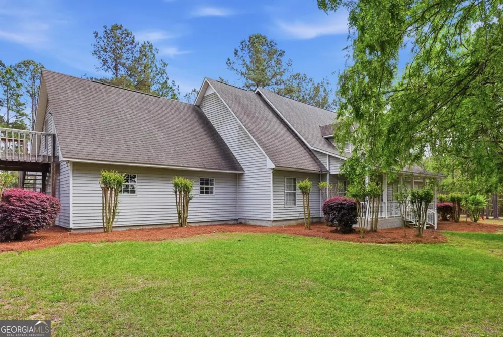 2811 Lullwater RD Tifton, GA 31794