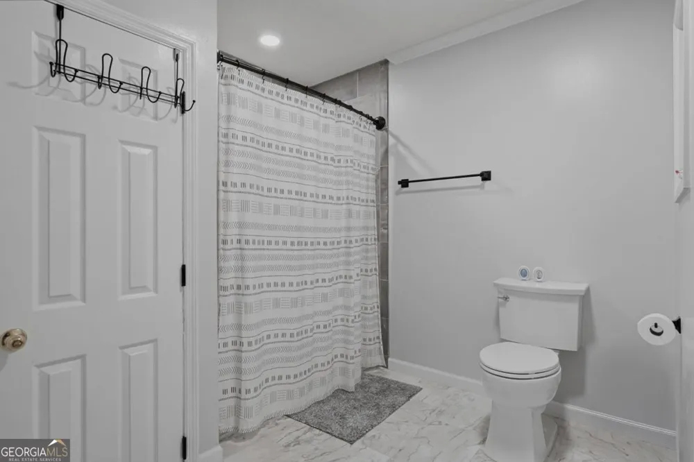 2811 Lullwater RD Tifton, GA 31794