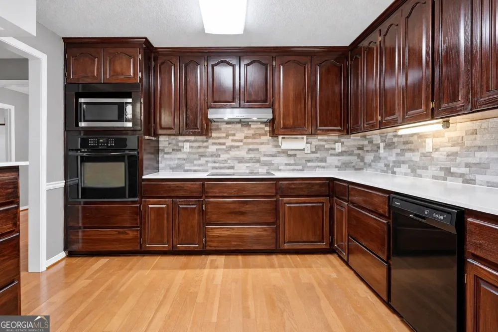 2811 Lullwater RD Tifton, GA 31794