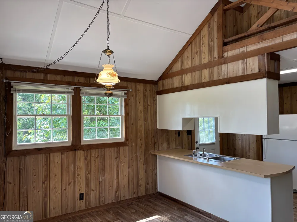 23 Cherokee Resort RD Pine Mountain, GA 31822