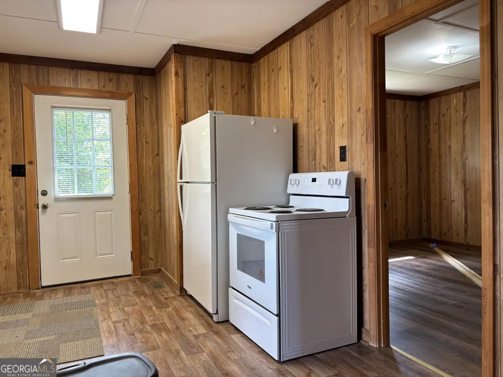 23 Cherokee Resort RD Pine Mountain, GA 31822