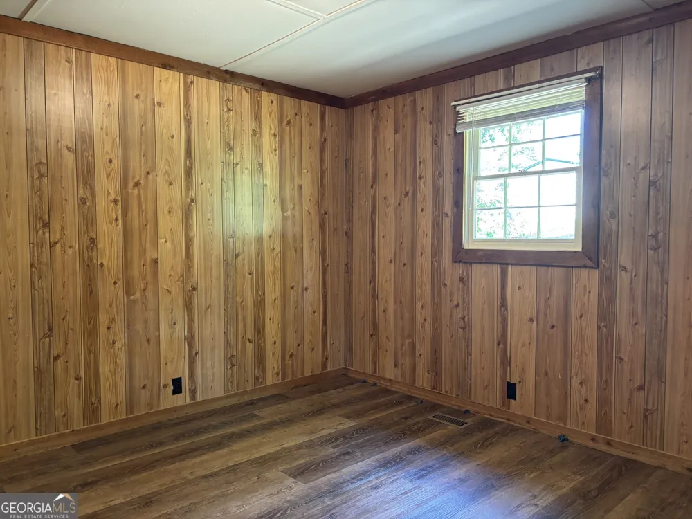 23 Cherokee Resort RD Pine Mountain, GA 31822