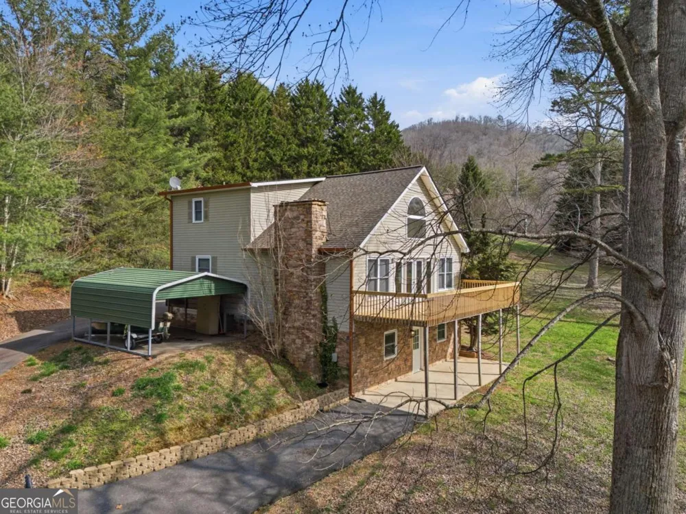 3015 Bear LN Hiawassee, GA 30546