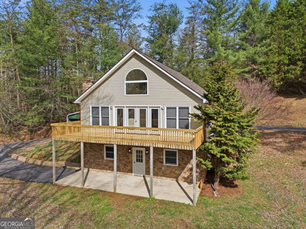 3015 Bear LN Hiawassee, GA 30546