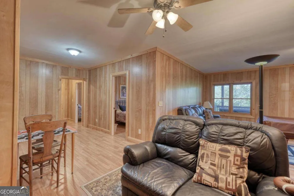 5702 Valley View DR Hiawassee, GA 30546