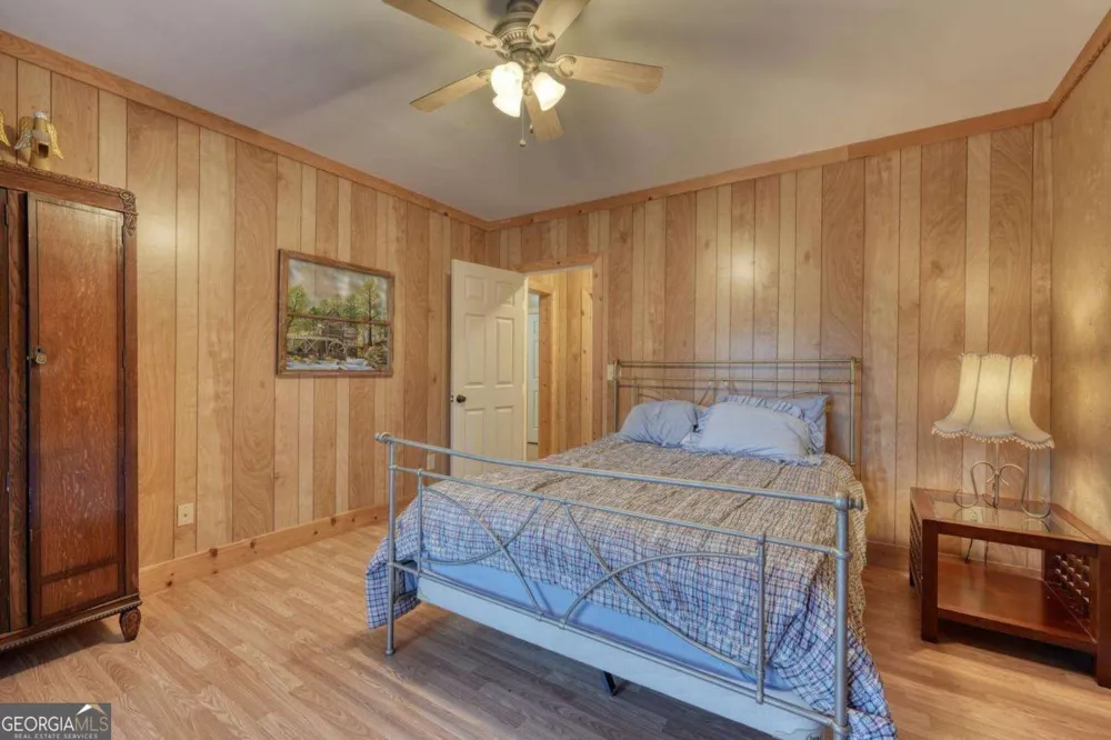 5702 Valley View DR Hiawassee, GA 30546
