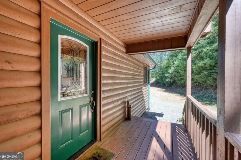 5702 Valley View DR Hiawassee, GA 30546