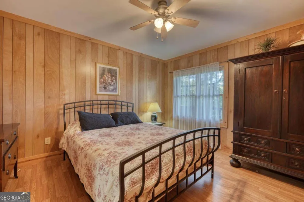 5702 Valley View DR Hiawassee, GA 30546